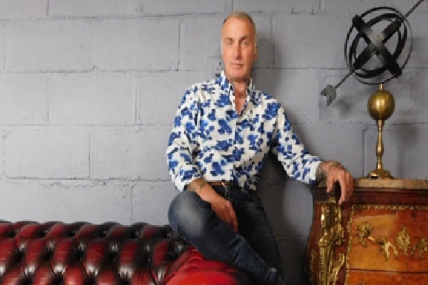 Ian Humphries: Antiques Dealer Extraordinaire and BBC’s Bidding Room Star